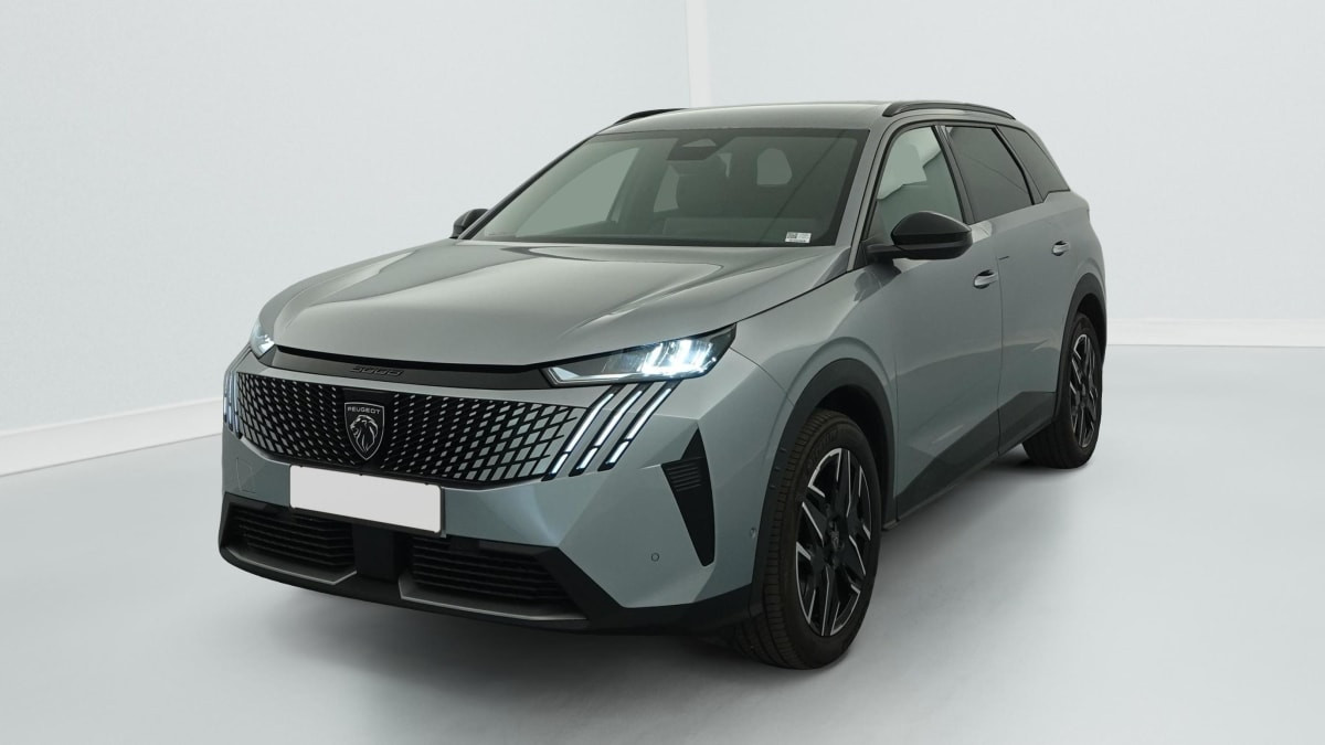Peugeot 5008 Hybrid 136 e-DCS6 Allure occasion de 2025 en vente à Rennes