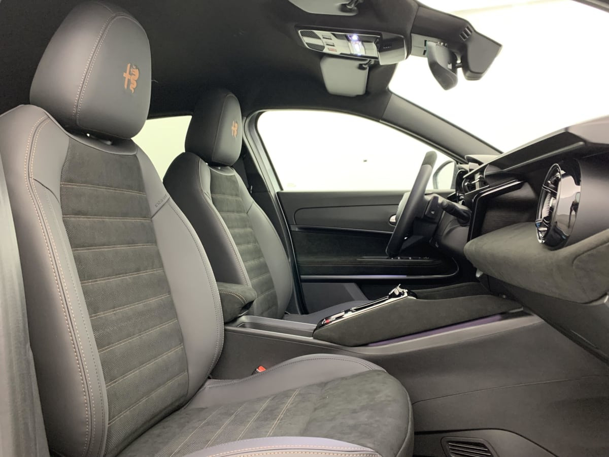 Vente en ligne Alfa Romeo Junior 1.2 Ibrida 145 ch eDCT6 Intensa au prix de 30 480 €