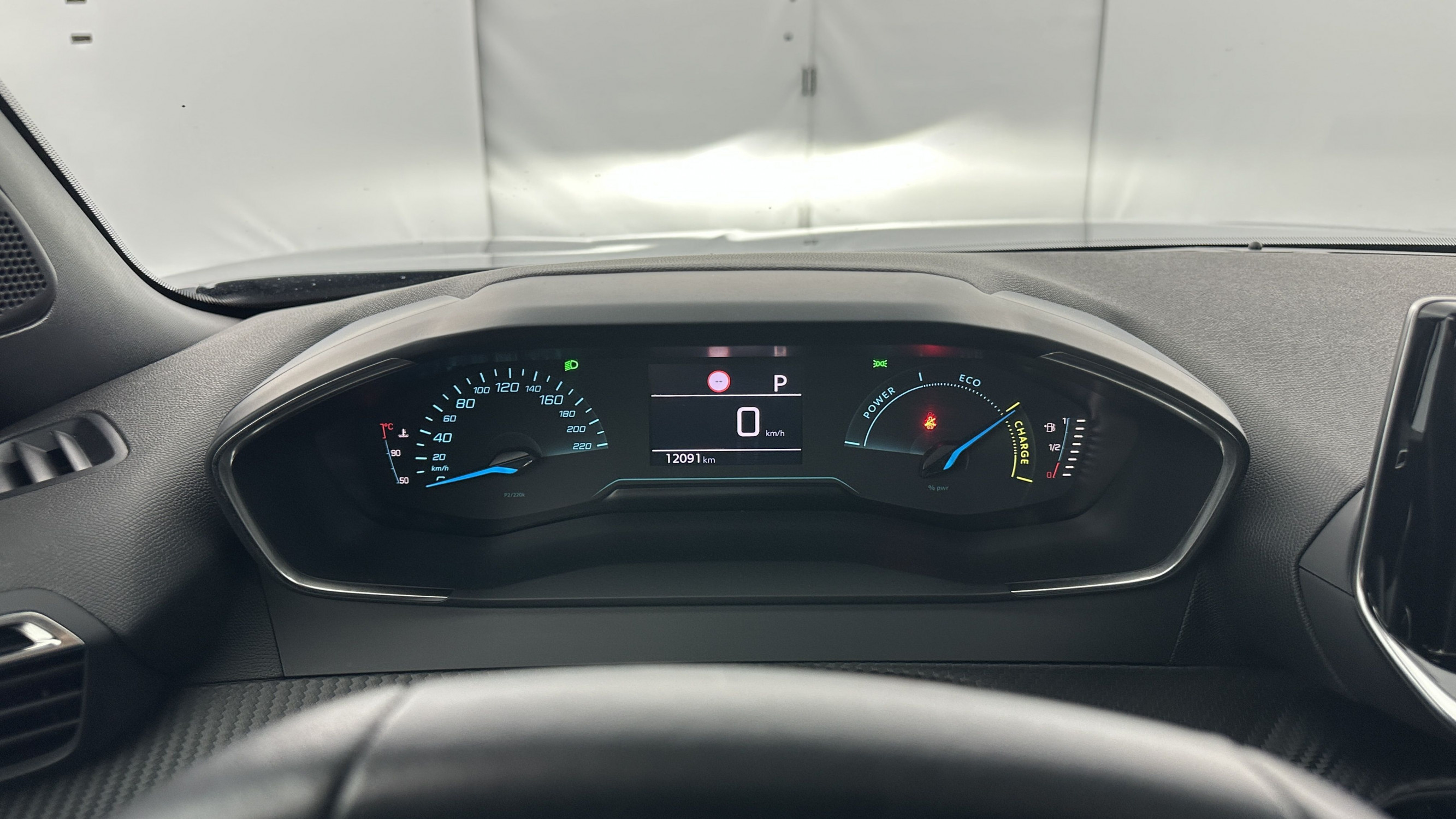 Vente en ligne Peugeot 2008 2008 II 1.2 Hybrid 145ch Style e-DCS6 au prix de 24 800 €