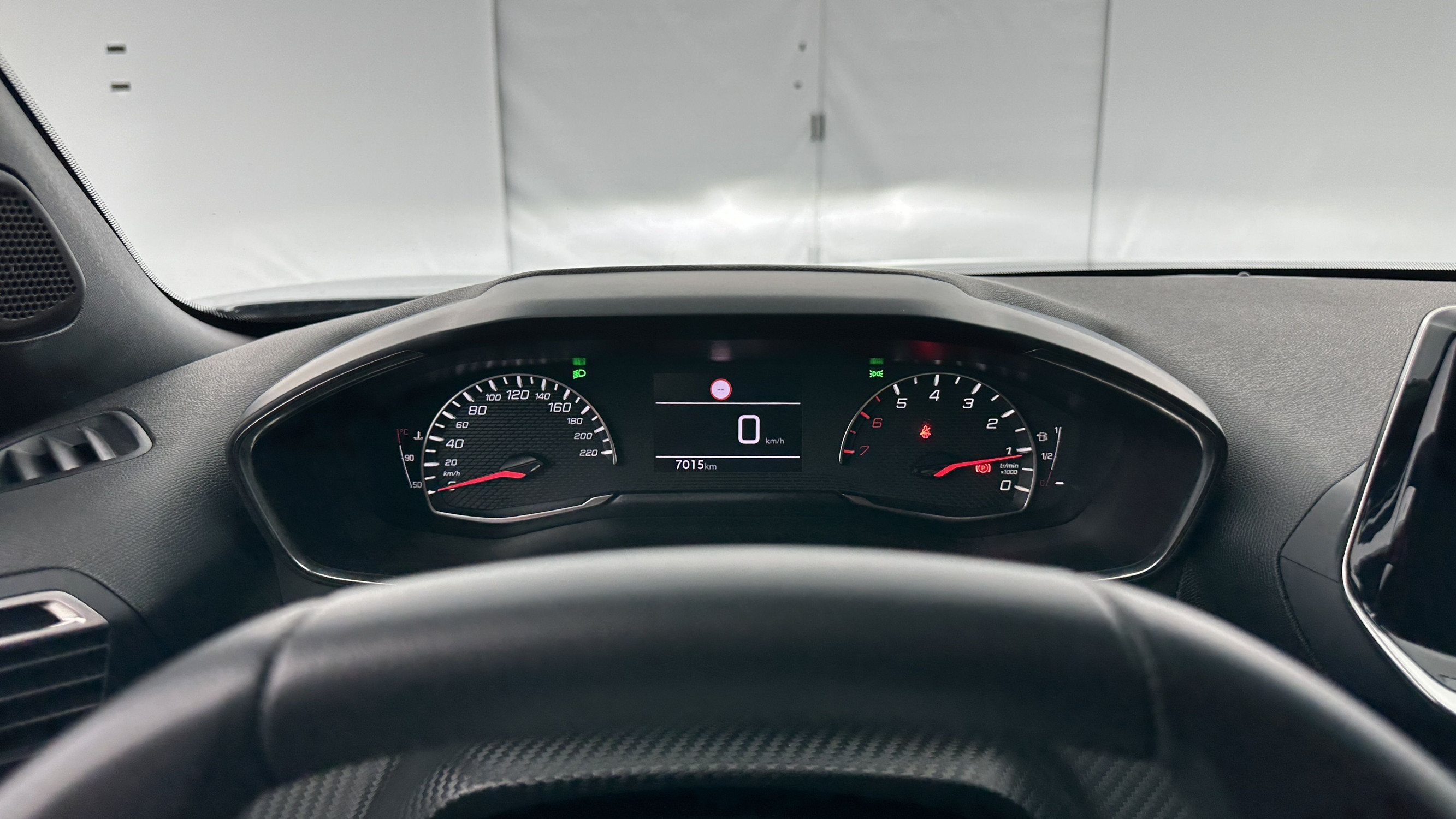 Vente en ligne Peugeot 2008 2008 1.2 PureTech 100ch Style au prix de 18 200 €