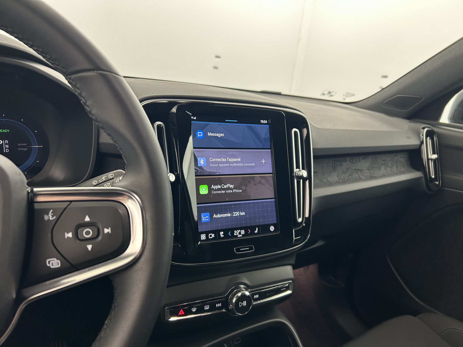 Vente en ligne Volvo XC40 Recharge 231ch Plus EDT + Pack Hiver avec pompe à chaleur au prix de 29 780 €