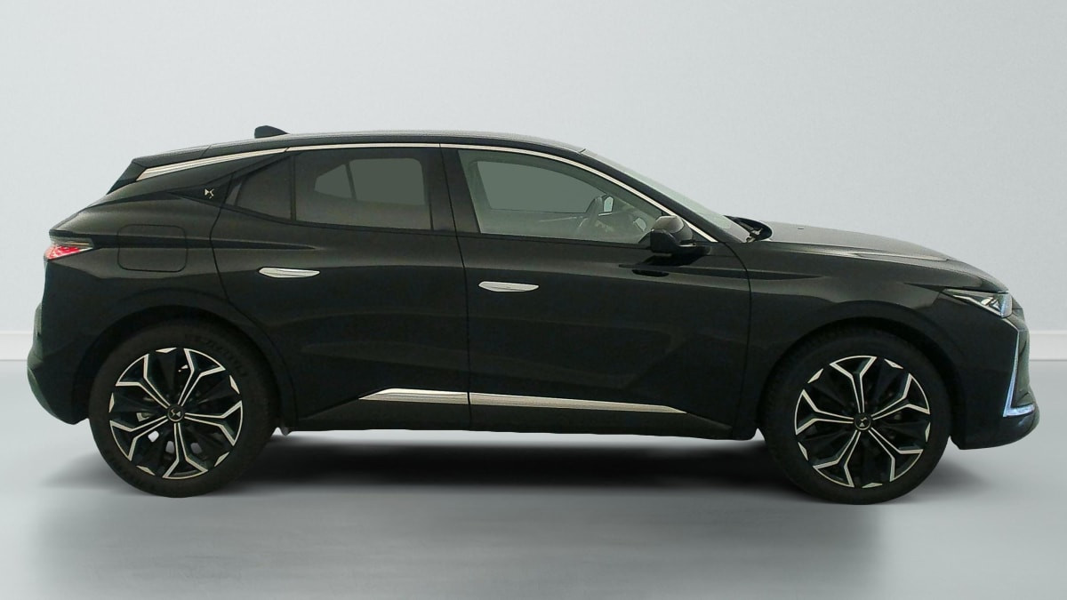 Vente en ligne Ds DS4 Hybride 145 e-DCT6 Etoile - Alcantara au prix de 26 450 €
