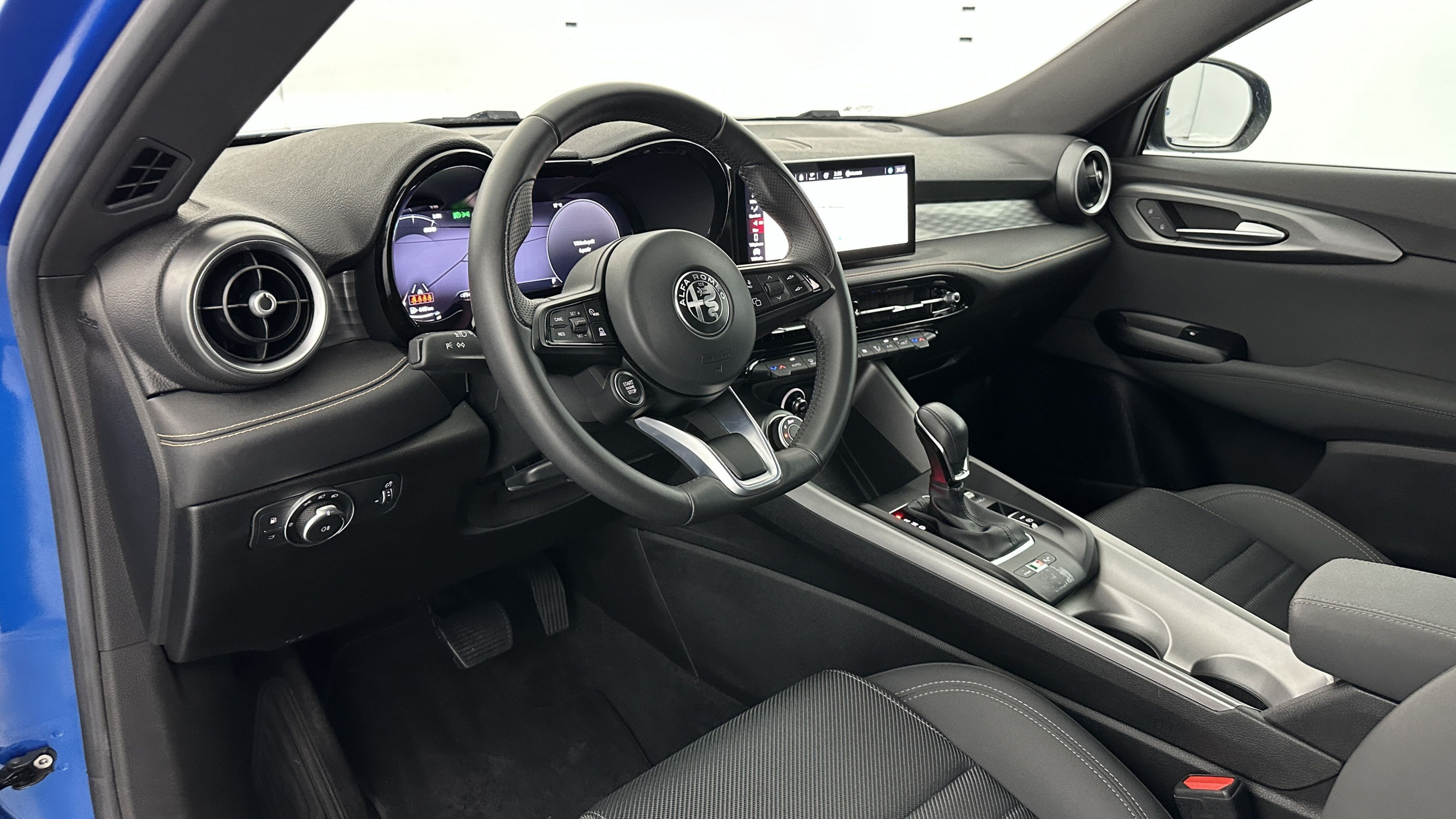 Vente en ligne Alfa Romeo Tonale TONALE 1.3 Hybride Rechargeable PHEV 280ch AT6 Ti au prix de 27 400 €