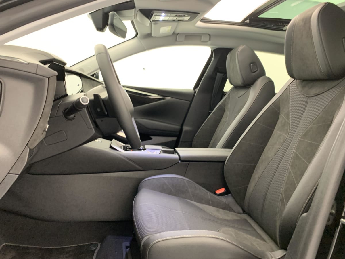 Vente en ligne Ds DS4 Hybride 145 e-DCT6 Etoile - Alcantara au prix de 33 420 €
