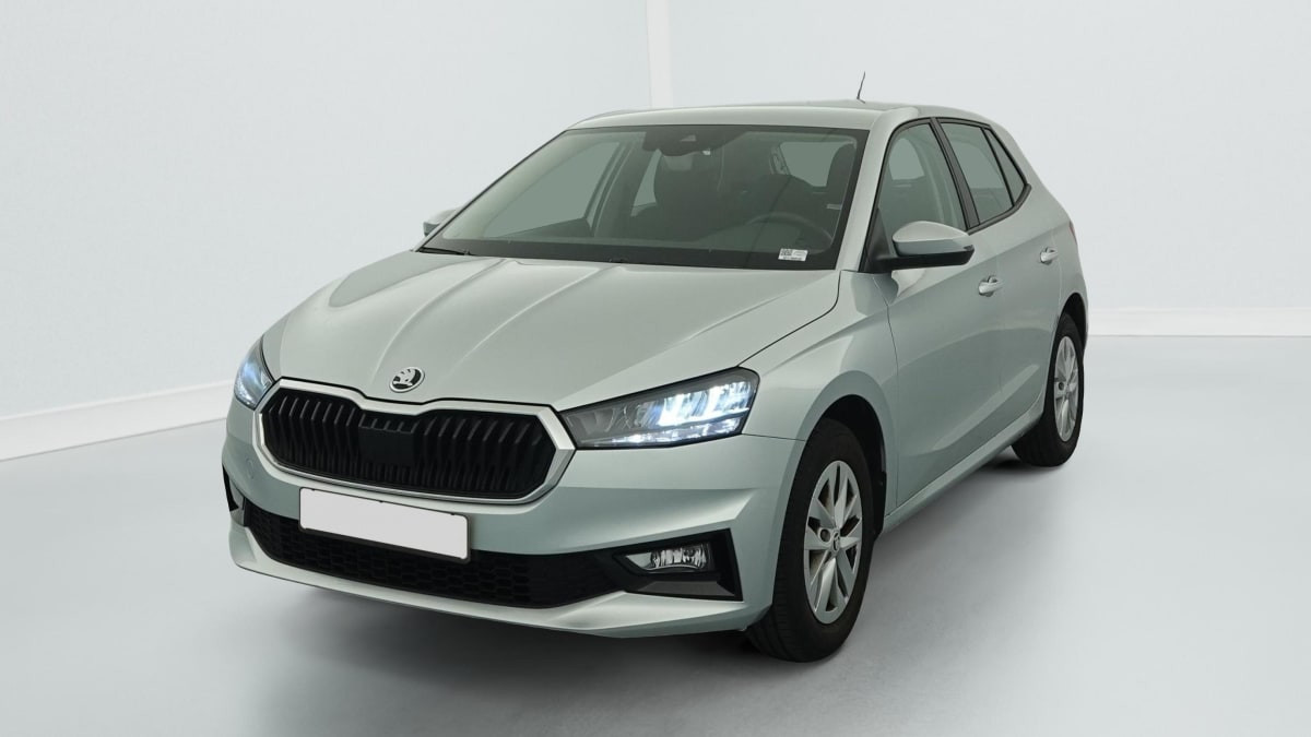 Skoda Fabia 1.0 MPI 80 CH BVM5 AMBITION occasion de 2023 en vente à Rennes