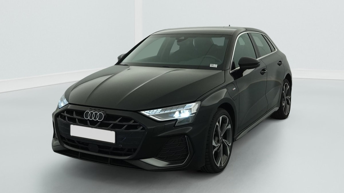 Audi A3 TFSI e Hybride rechargeable 204 S tronic 6 S line occasion de 2025 en vente à Rennes