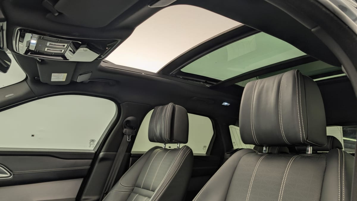 Vente en ligne Land Rover Range Rover Velar 2.0L P400e PHEV 404ch HSE R-Dynamic au prix de 45 610 €