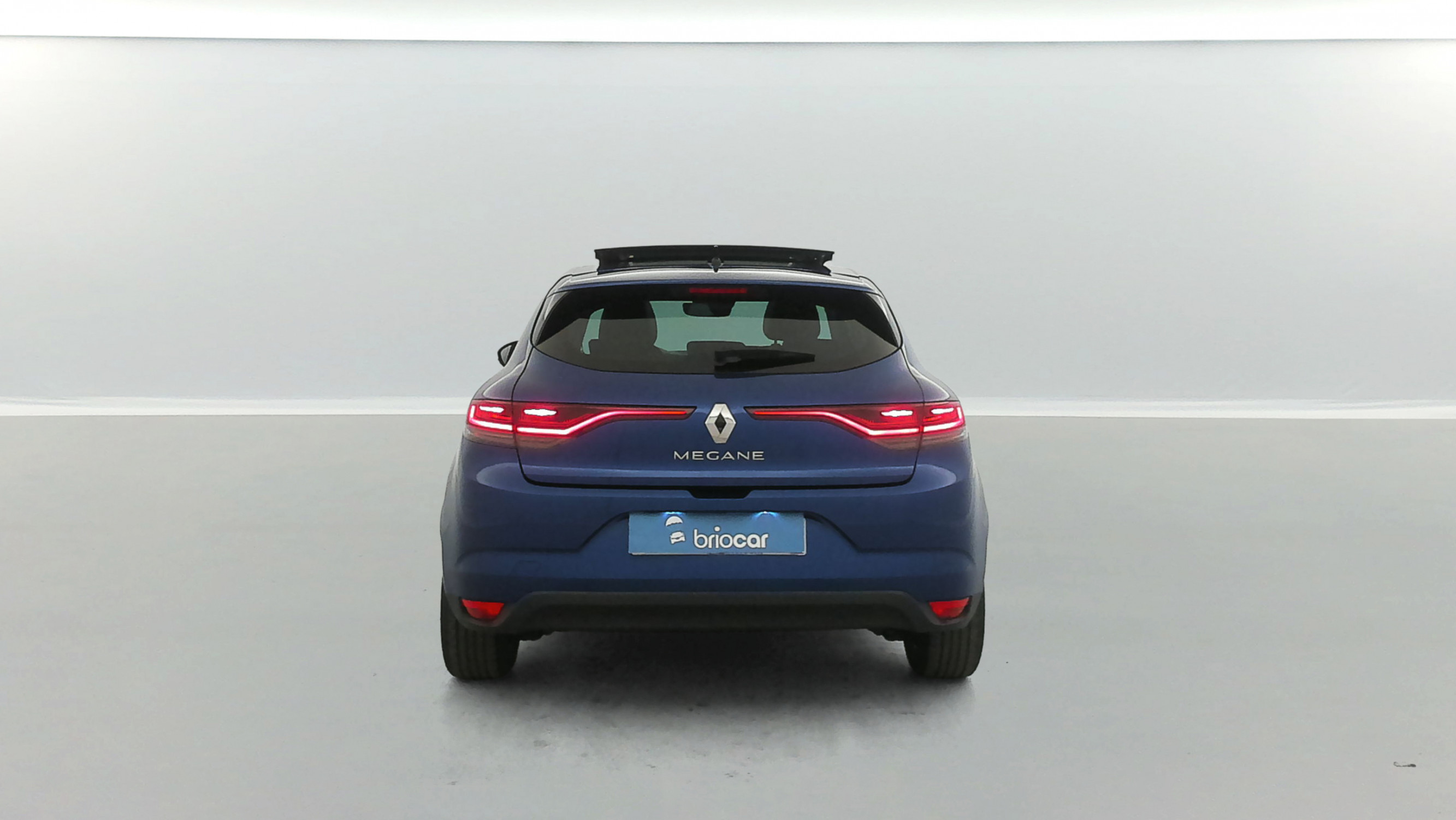 Vente en ligne Renault Megane 1.5 Blue dCi 115ch Techno EDC + Toit ouvrant au prix de 19 790 €