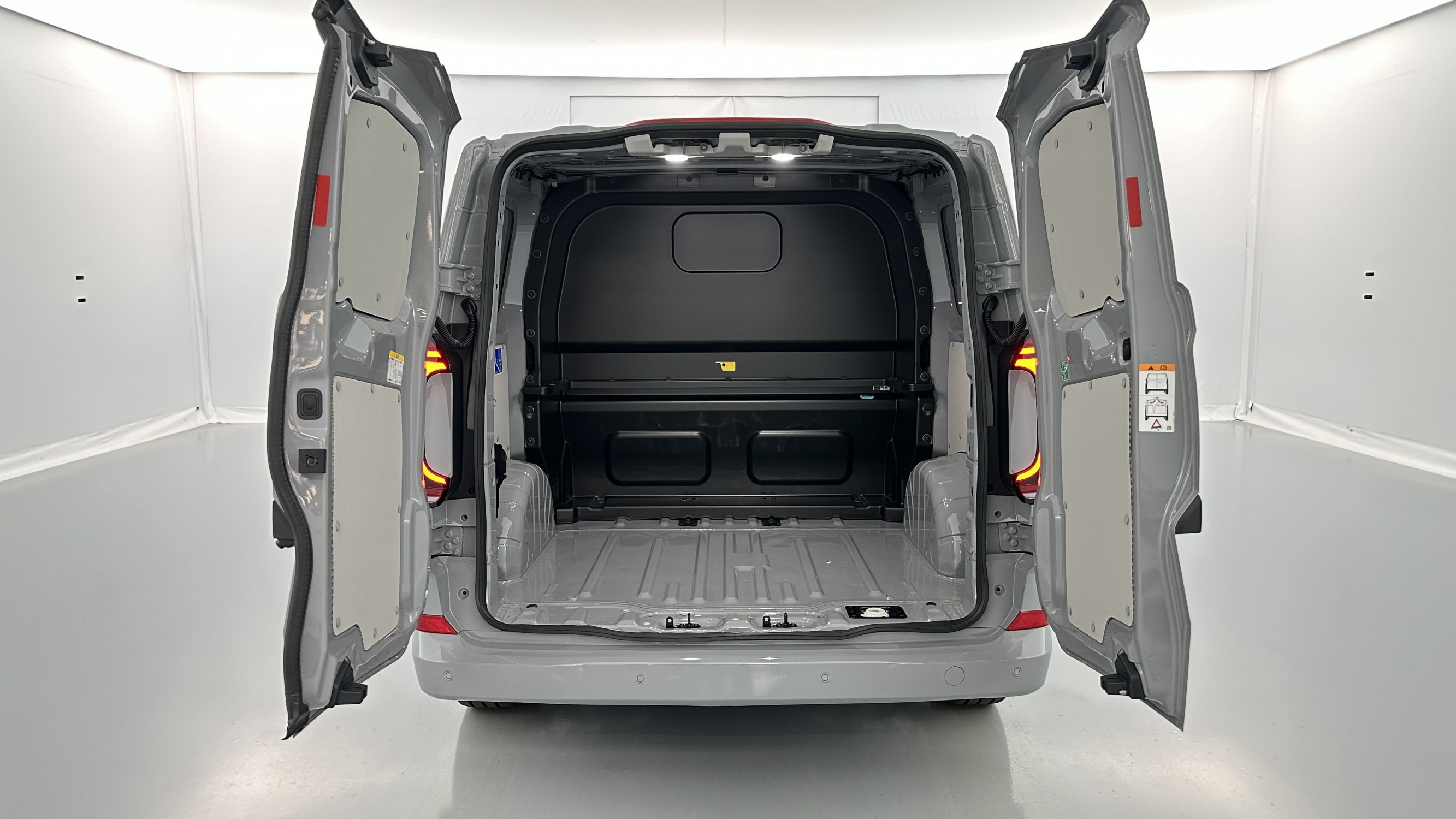 Vente en ligne Volkswagen Transporter TRANSPORTER PROCAB T7 L1H1 2.0 TDI 170ch Business BVA8 au prix de 51 080 €