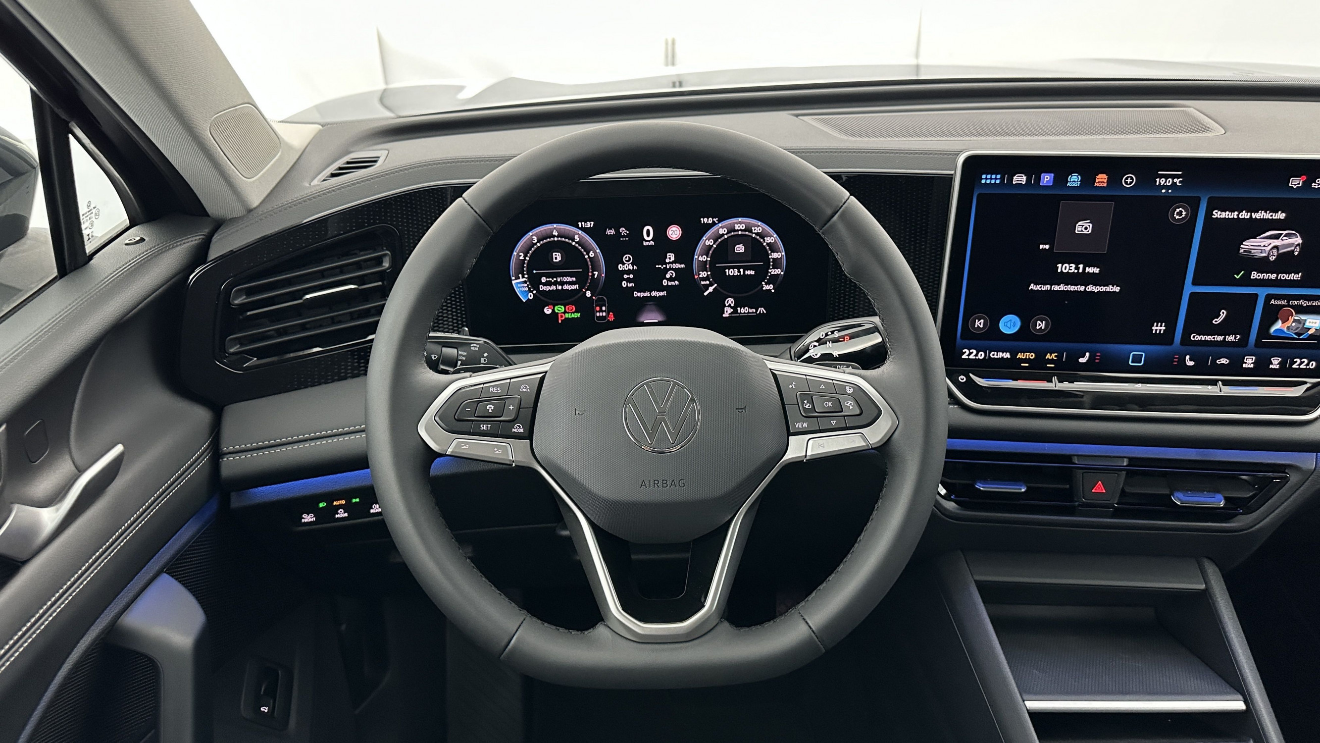 Vente en ligne Volkswagen Tiguan TIGUAN III 1.5 eTSI 150ch Life Plus DSG7 au prix de 38 510 €