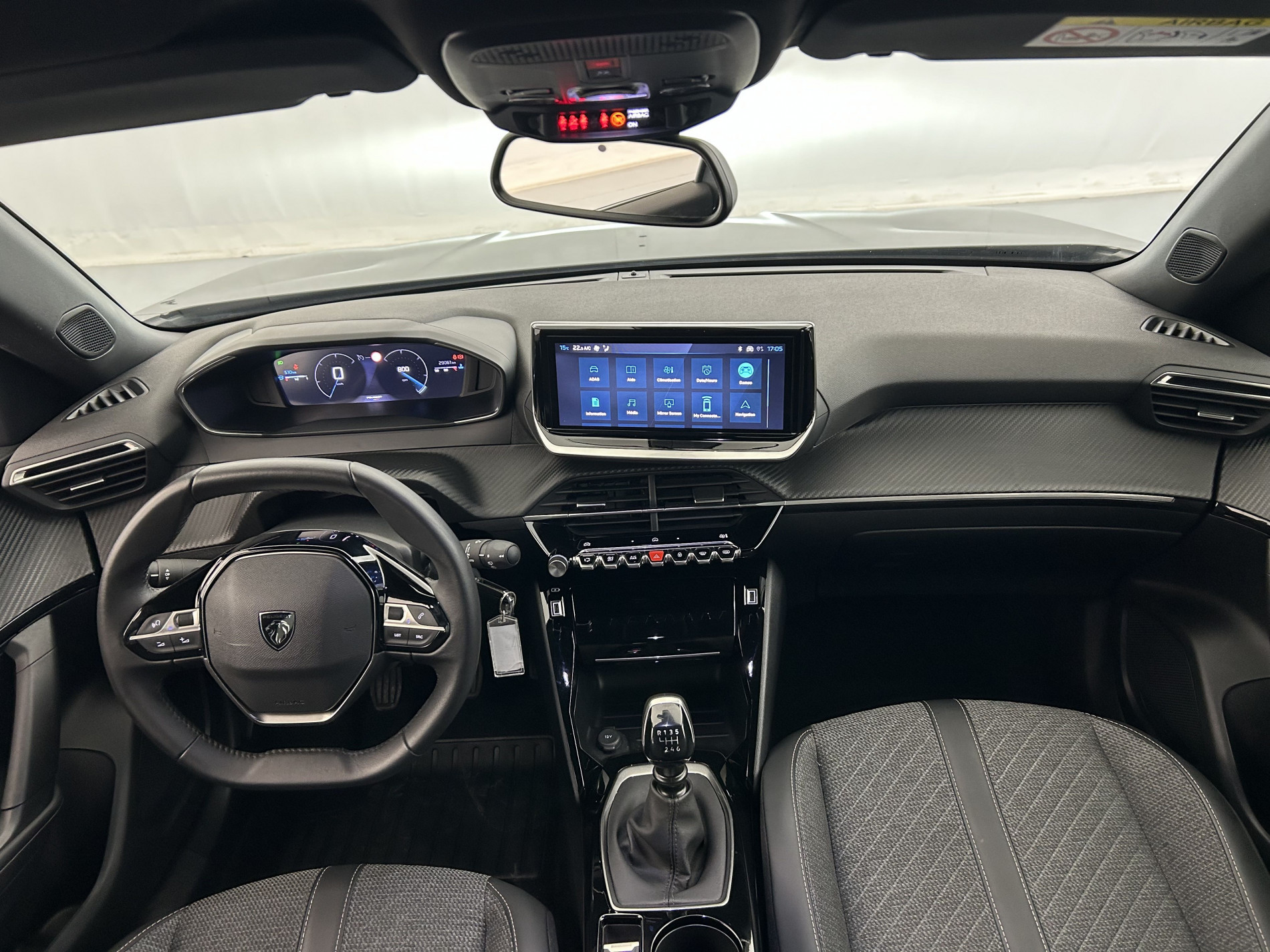 Vente en ligne Peugeot 2008 1.2 PureTech 100ch Allure + Caméra de recul + GPS au prix de 15 980 €