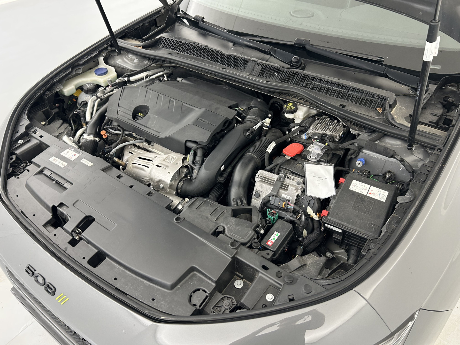 Vente en ligne Peugeot 508 HYBRID4 360ch e-EAT8 PEUGEOT SPORT ENGINEERED au prix de 30 990 €