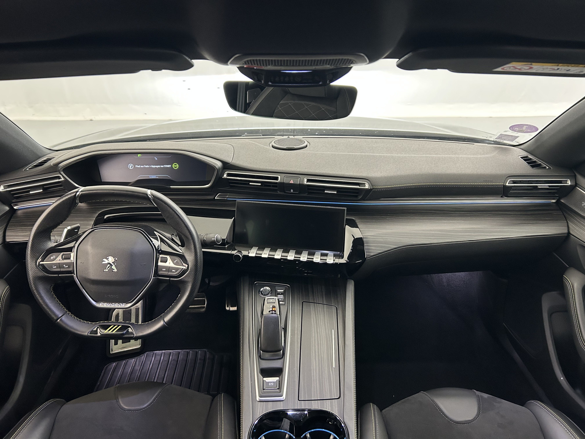 Vente en ligne Peugeot 508 HYBRID4 360ch e-EAT8 PEUGEOT SPORT ENGINEERED au prix de 30 990 €