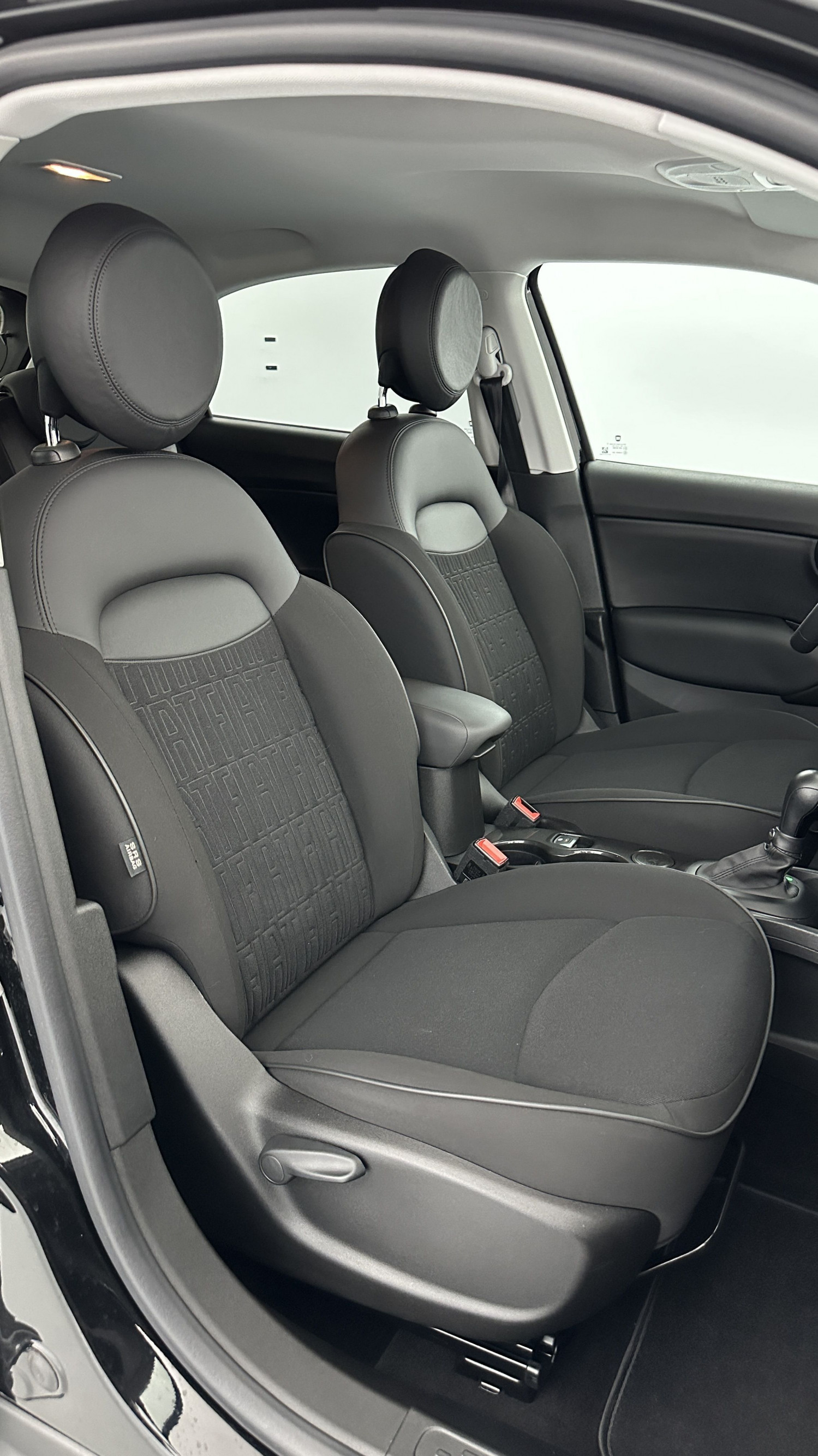 Vente en ligne Fiat 500X 500X 1.5 FireFly Turbo 130ch Pack Confort Style Hybrid DCT7 au prix de 20 300 €