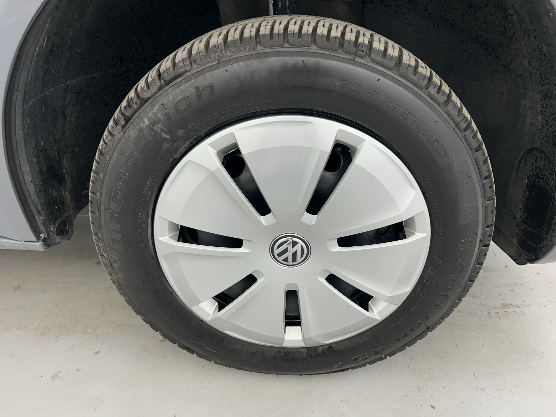Vente en ligne Volkswagen Transporter 2.8T L1H1 2.0 TDI 150ch Business DSG7 + Caméra de recul + GPS au prix de 34 990 €