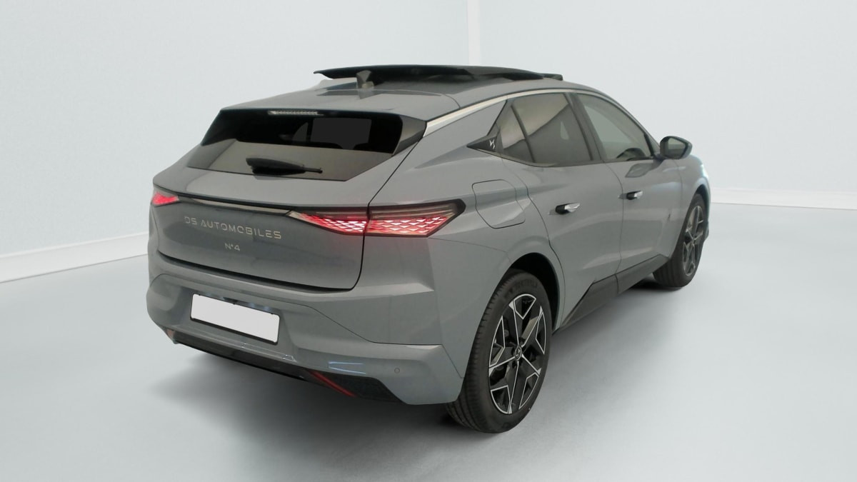 Vente en ligne Ds DS4 Hybride 145 e-DCT6 Etoile - Alcantara au prix de 32 430 €