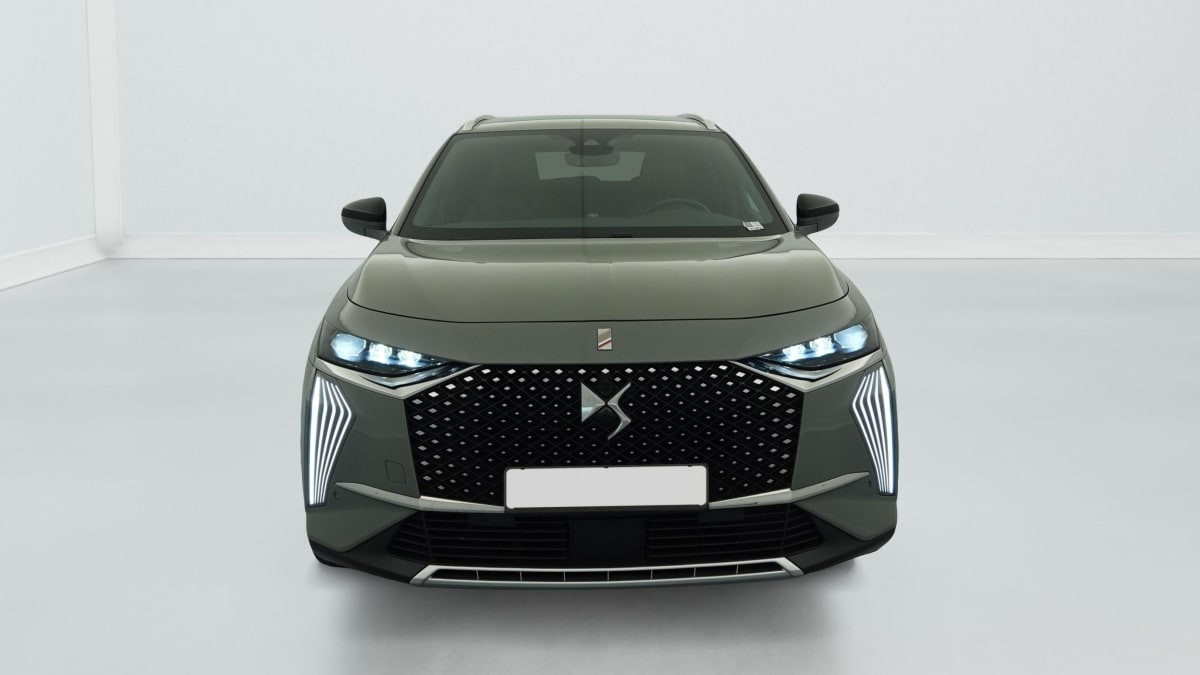 Vente en ligne Ds DS7 Crossback Hybride Rechargeable E-Tense 360 EAT8 4x4 Rivoli au prix de 40 460 €