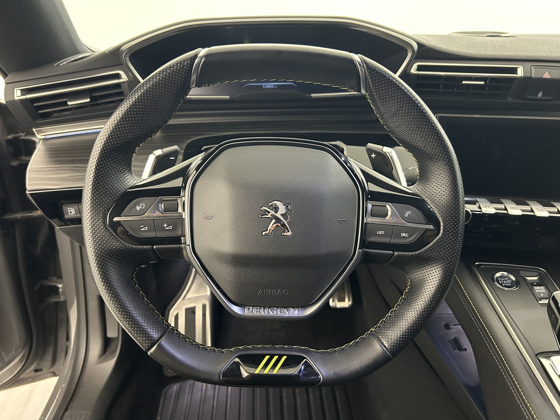 Vente en ligne Peugeot 508 HYBRID4 360ch e-EAT8 PEUGEOT SPORT ENGINEERED au prix de 30 990 €
