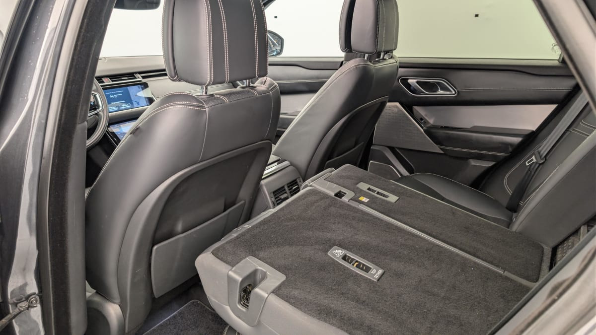 Vente en ligne Land Rover Range Rover Velar 2.0L P400e PHEV 404ch HSE R-Dynamic au prix de 45 610 €