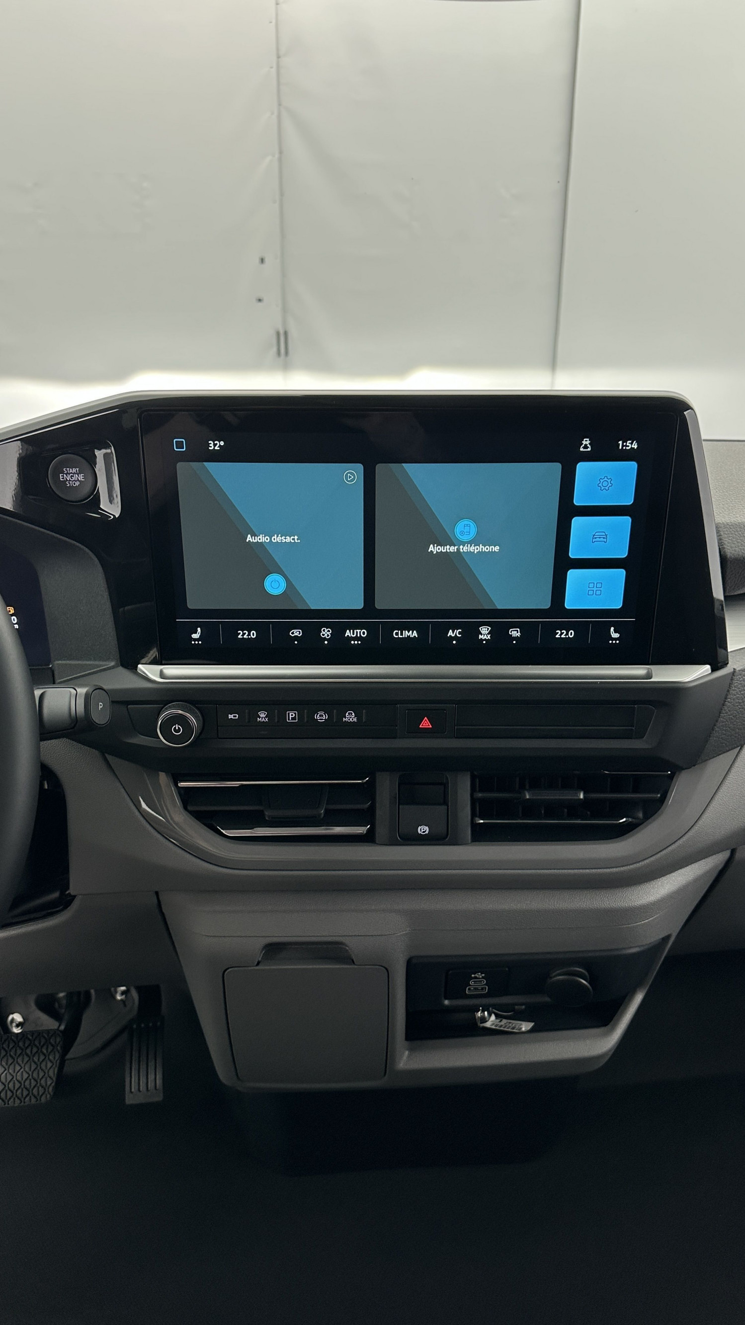 Vente en ligne Volkswagen Transporter TRANSPORTER PROCAB T7 L1H1 2.0 TDI 170ch Business BVA8 au prix de 51 080 €