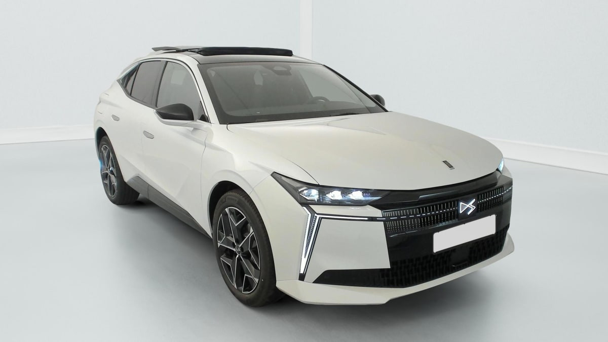 Vente en ligne Ds DS4 Hybride 145 e-DCT6 Etoile - Alcantara au prix de 33 240 €