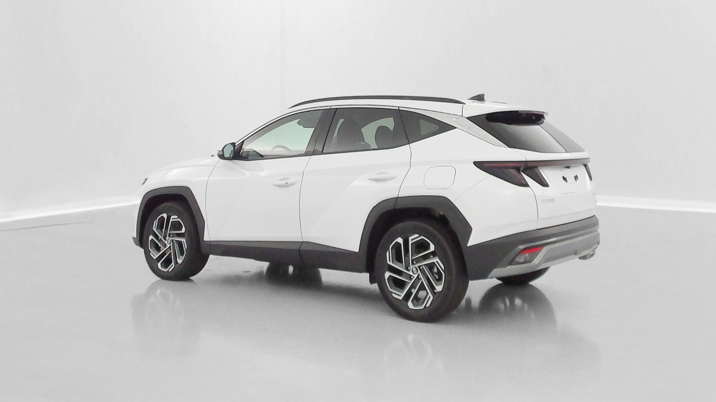 Vente en ligne Hyundai Tucson TUCSON 1.6 Hybrid T-GDI 215ch Creative BVA6 au prix de 34 700 €