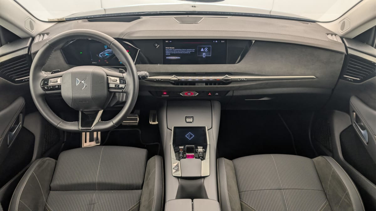 Vente en ligne Ds DS4 Hybride 145 e-DCT6 Etoile - Alcantara au prix de 26 450 €