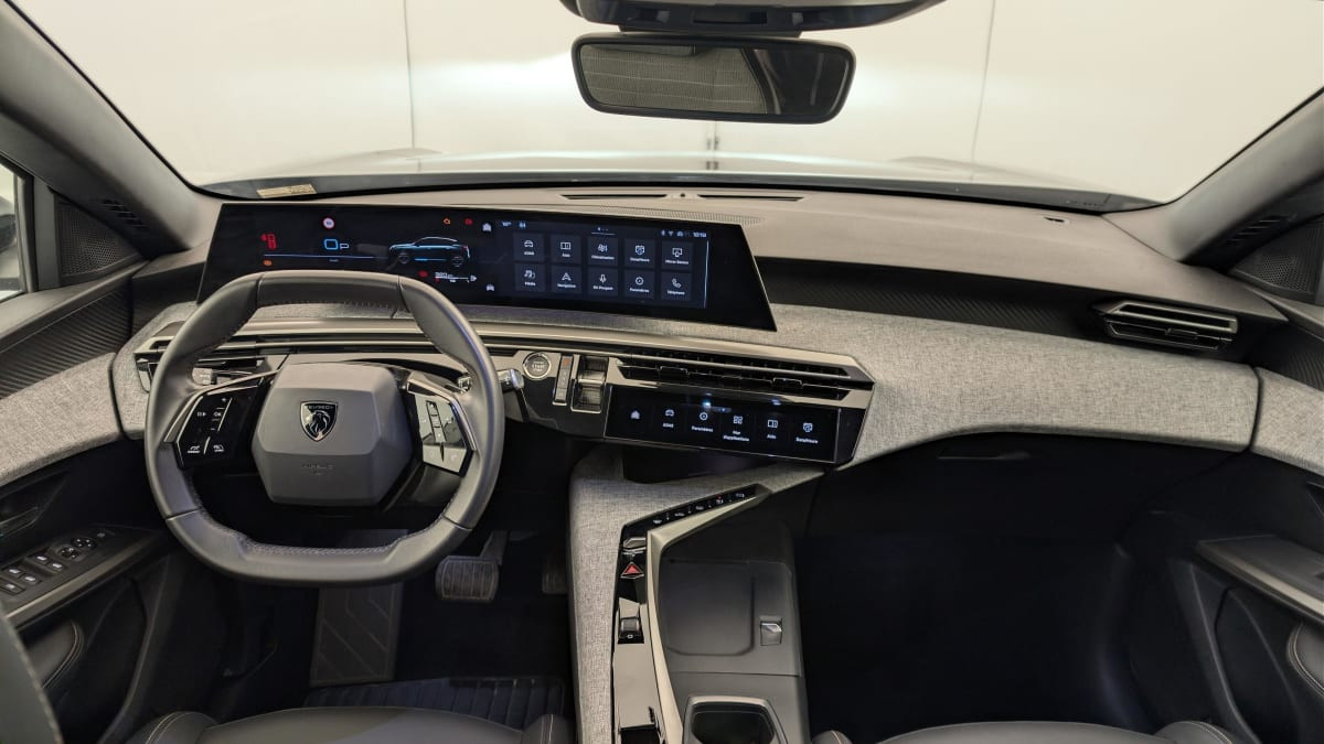 Vente en ligne Peugeot 3008 Hybrid 136 e-DCS6 Allure au prix de 26 040 €