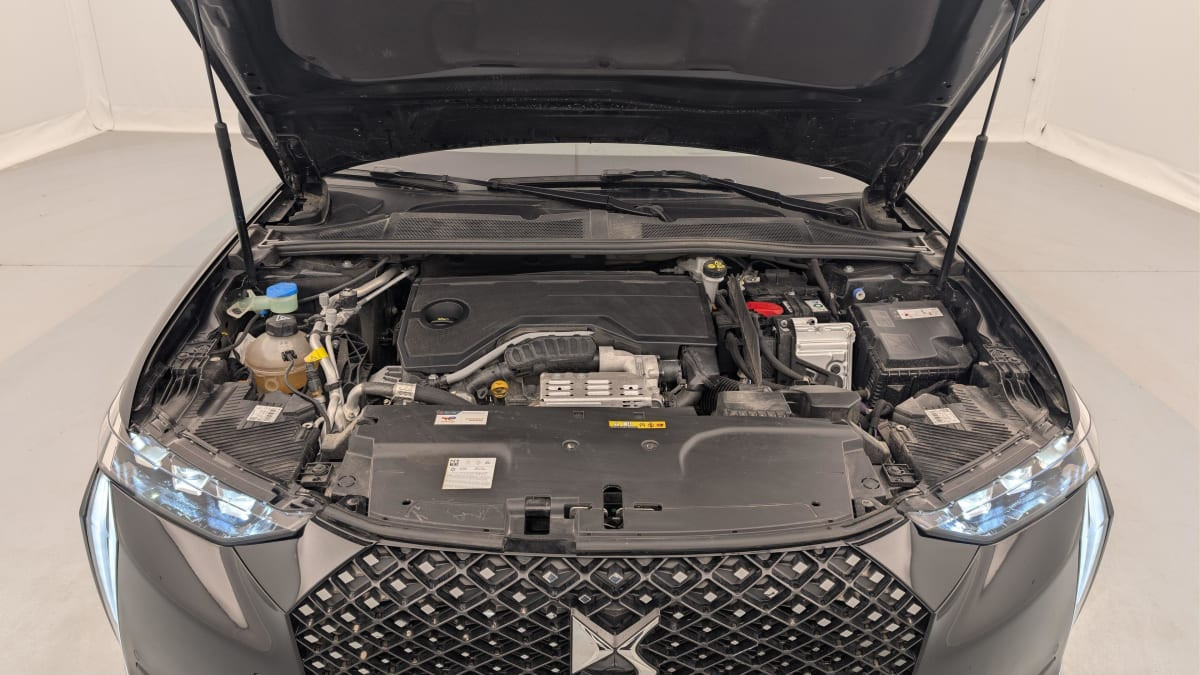 Vente en ligne Ds DS4 Hybride 145 e-DCT6 Etoile - Alcantara au prix de 26 450 €