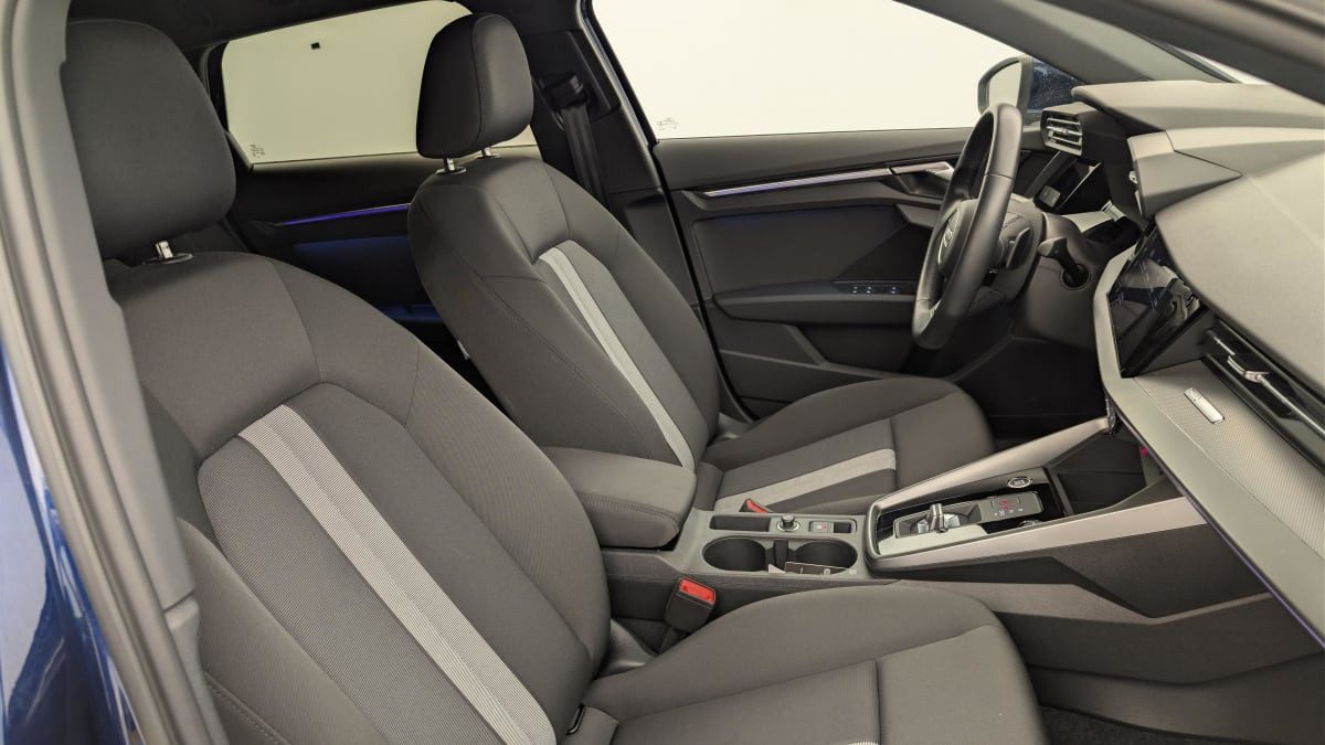 Vente en ligne Audi A3 30 TDI 116 S tronic 7 Design au prix de 24 390 €