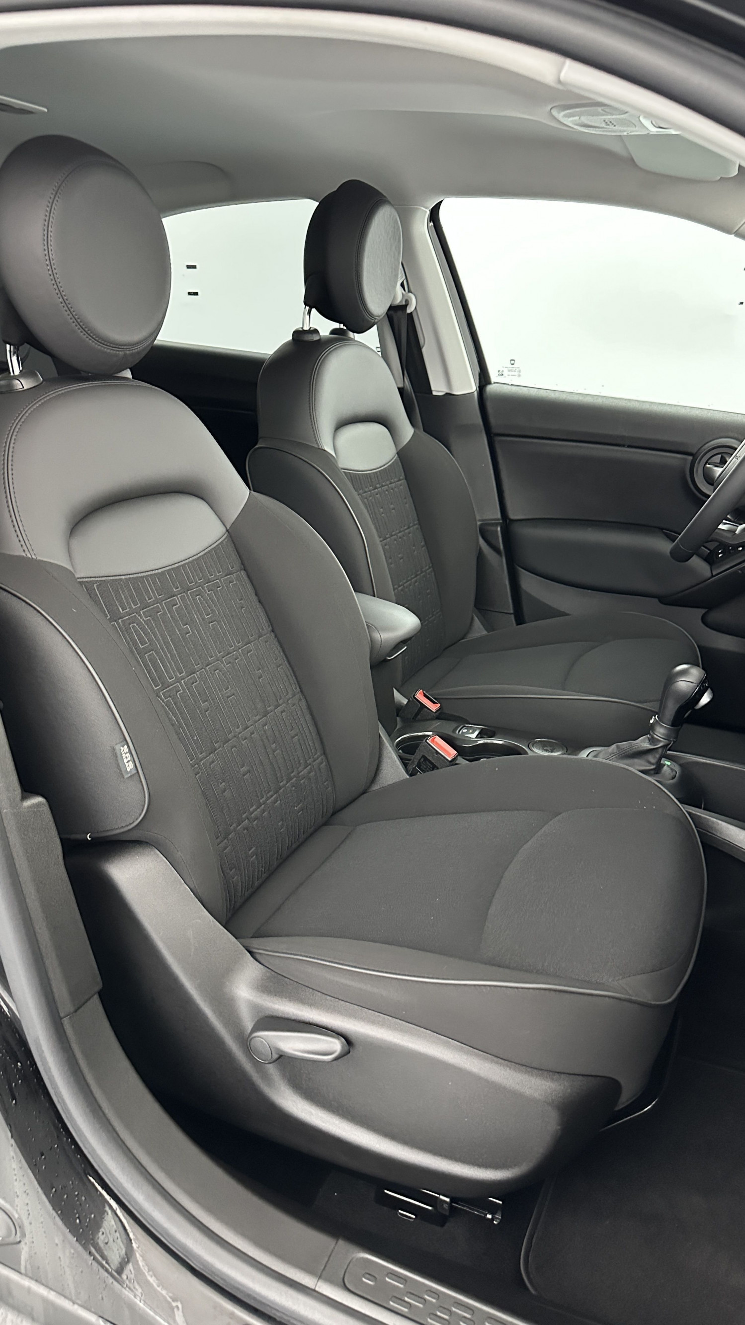 Vente en ligne Fiat 500X 500X 1.5 FireFly Turbo 130ch Pack Confort Style Hybrid DCT7 au prix de 22 510 €