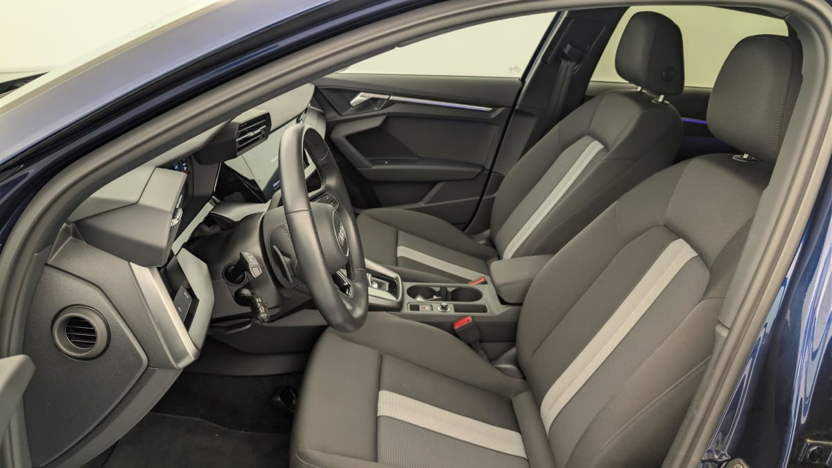 Vente en ligne Audi A3 30 TDI 116 S tronic 7 Design au prix de 24 390 €