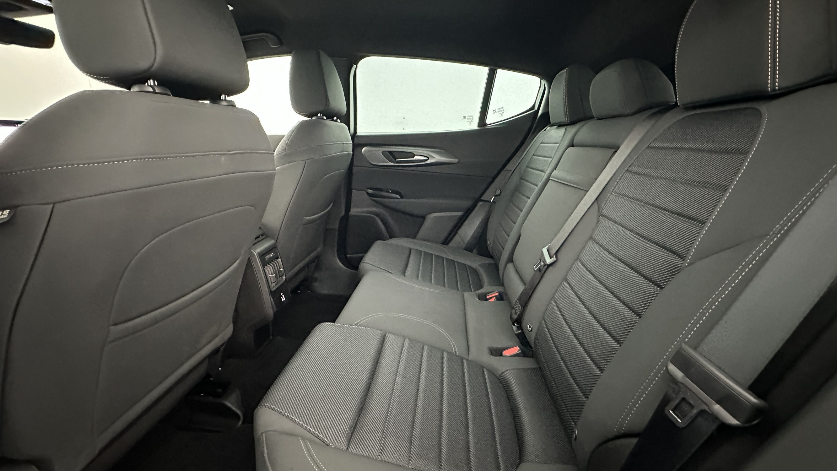 Vente en ligne Alfa Romeo Tonale TONALE 1.3 Hybride Rechargeable PHEV 280ch AT6 Ti au prix de 27 400 €
