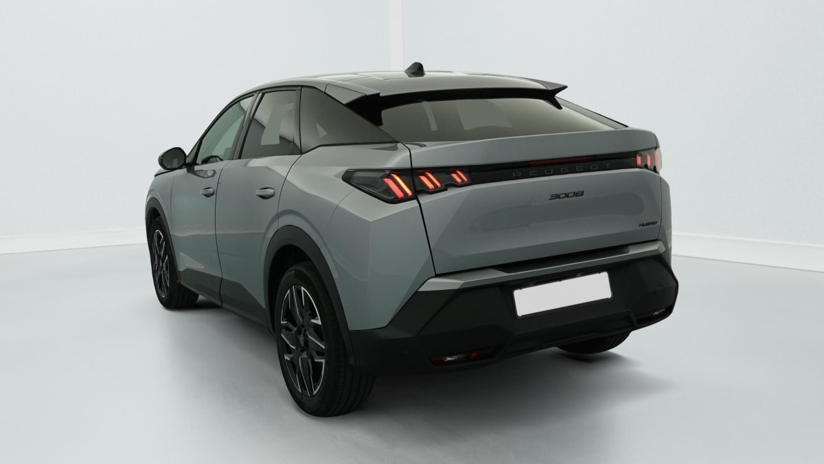 Vente en ligne Peugeot 3008 Hybrid 136 e-DCS6 Allure au prix de 26 040 €