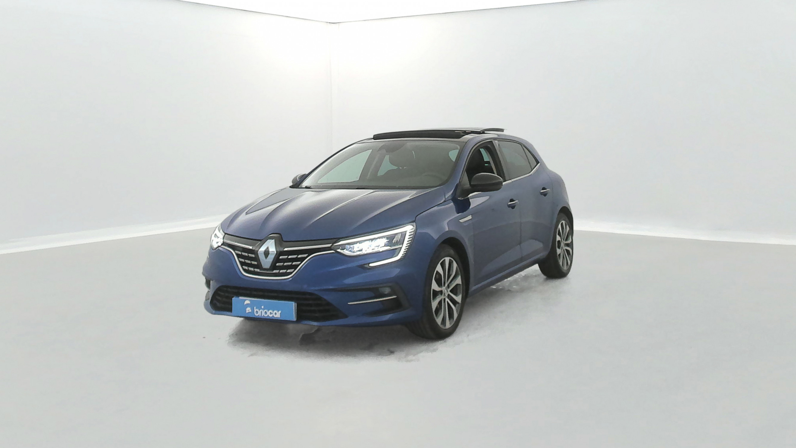 Renault Megane 1.5 Blue dCi 115ch Techno EDC + Toit ouvrant occasion de 2024 en vente à Rennes