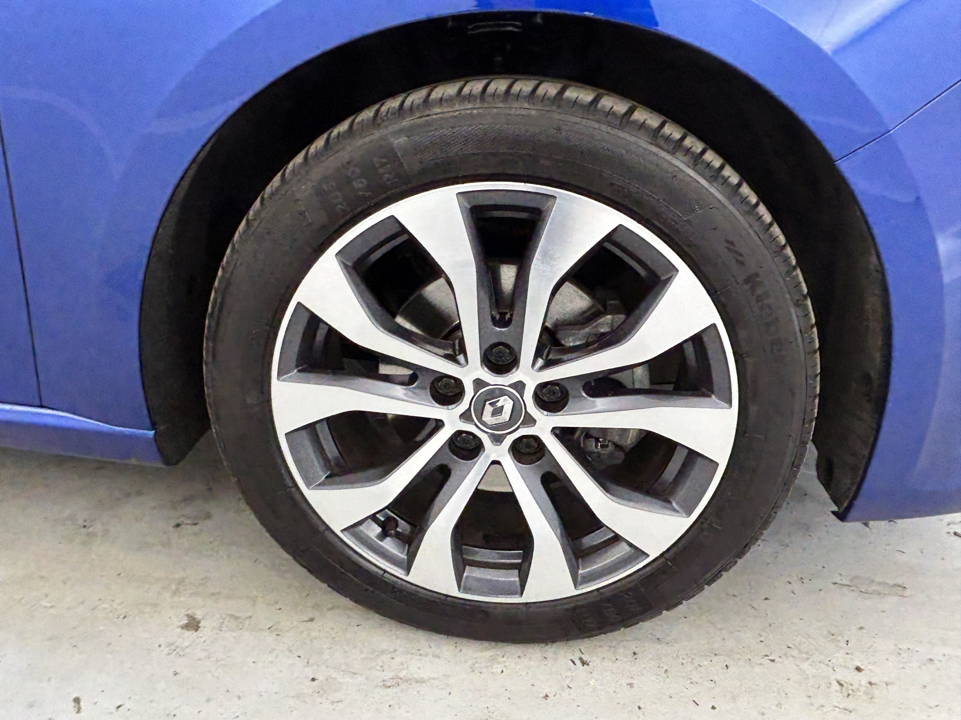 Vente en ligne Renault Megane 1.5 Blue dCi 115ch Techno EDC + Toit ouvrant au prix de 19 790 €