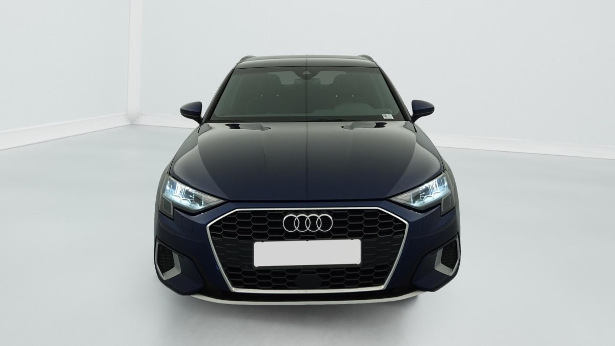 Vente en ligne Audi A3 30 TDI 116 S tronic 7 Design au prix de 24 390 €