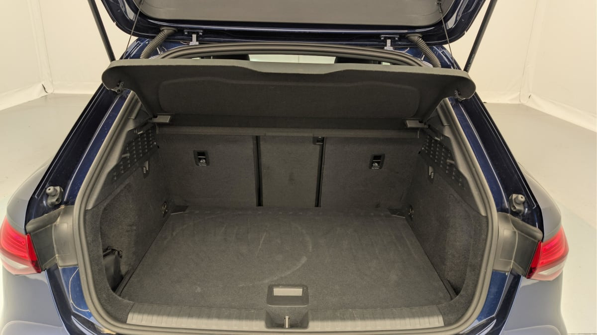 Vente en ligne Audi A3 30 TDI 116 S tronic 7 Design au prix de 24 390 €