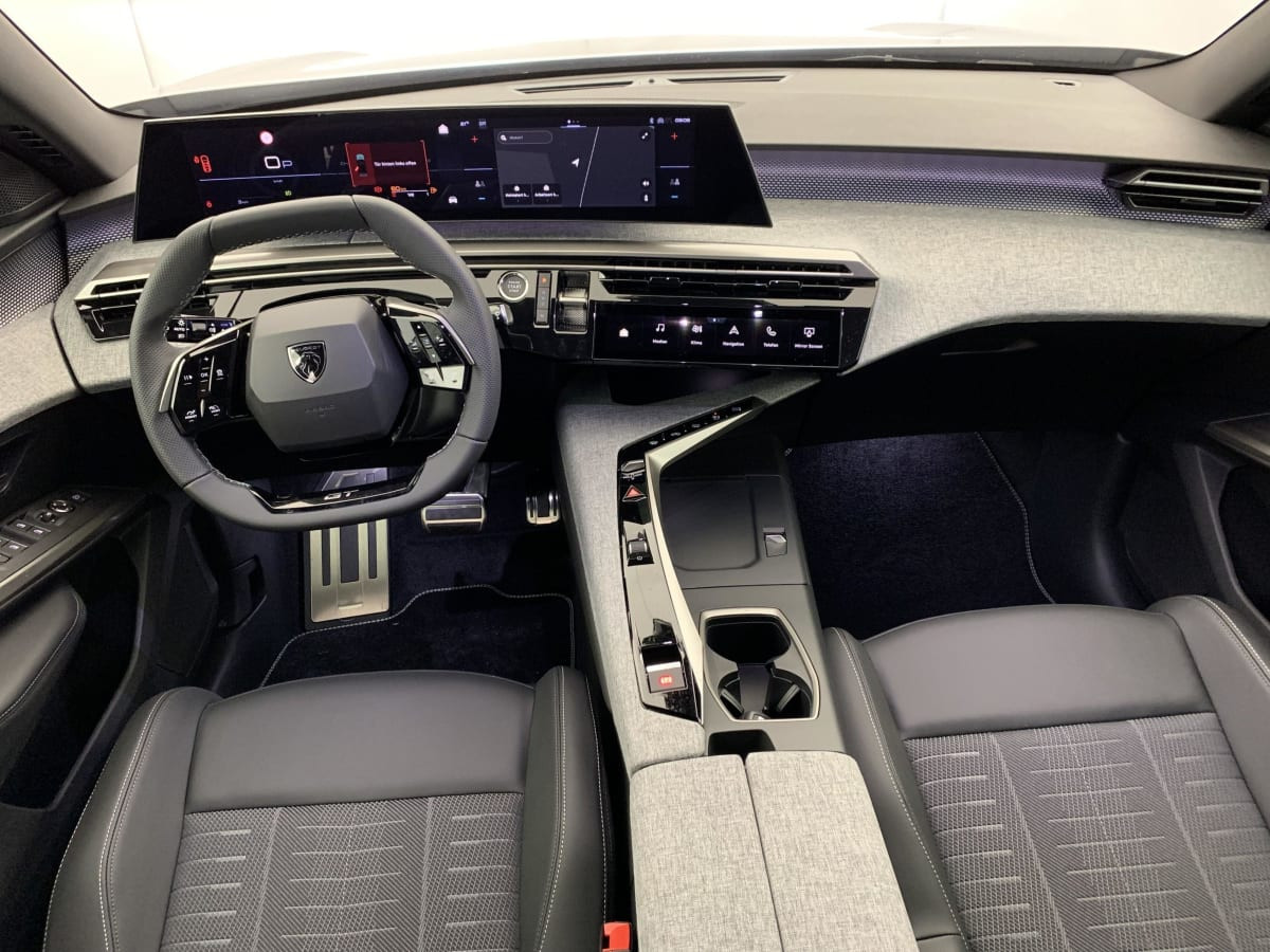 Vente en ligne Peugeot 3008 Hybrid 145 e-DCS6 GT au prix de 31 920 €