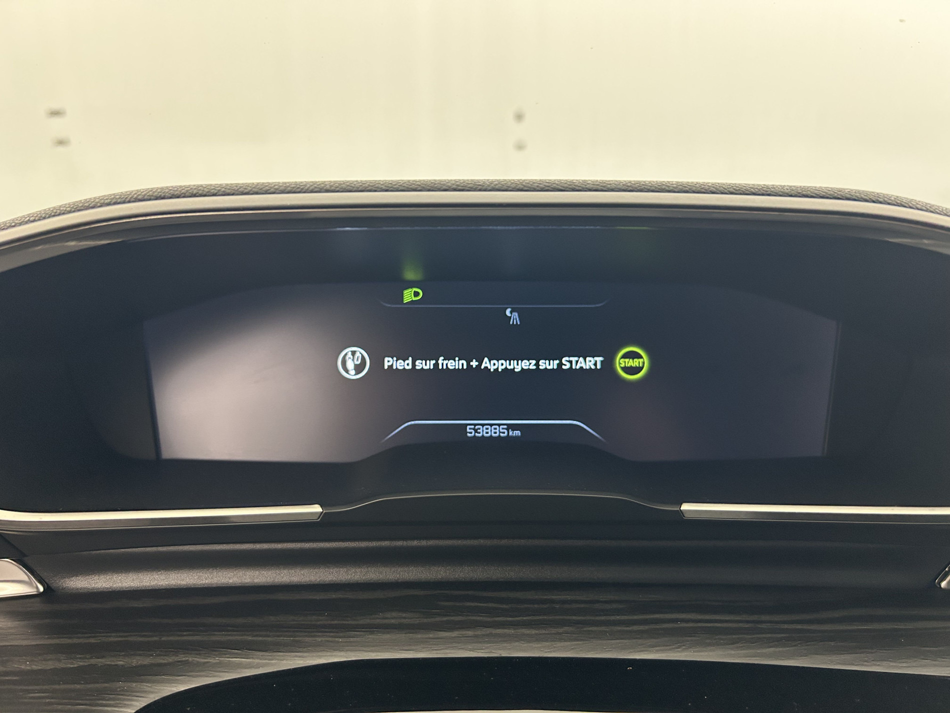 Vente en ligne Peugeot 508 HYBRID4 360ch e-EAT8 PEUGEOT SPORT ENGINEERED au prix de 30 990 €