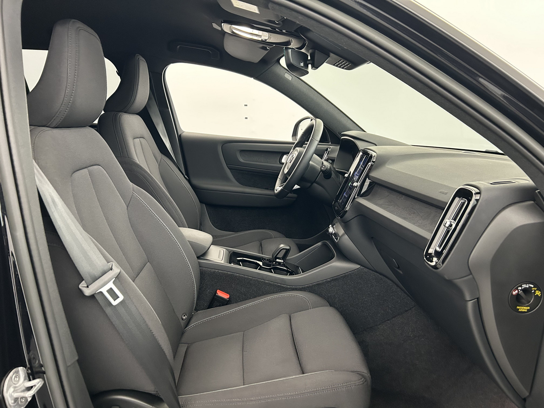 Vente en ligne Volvo XC40 Recharge 231ch Plus EDT + Pack Hiver avec pompe à chaleur au prix de 29 780 €