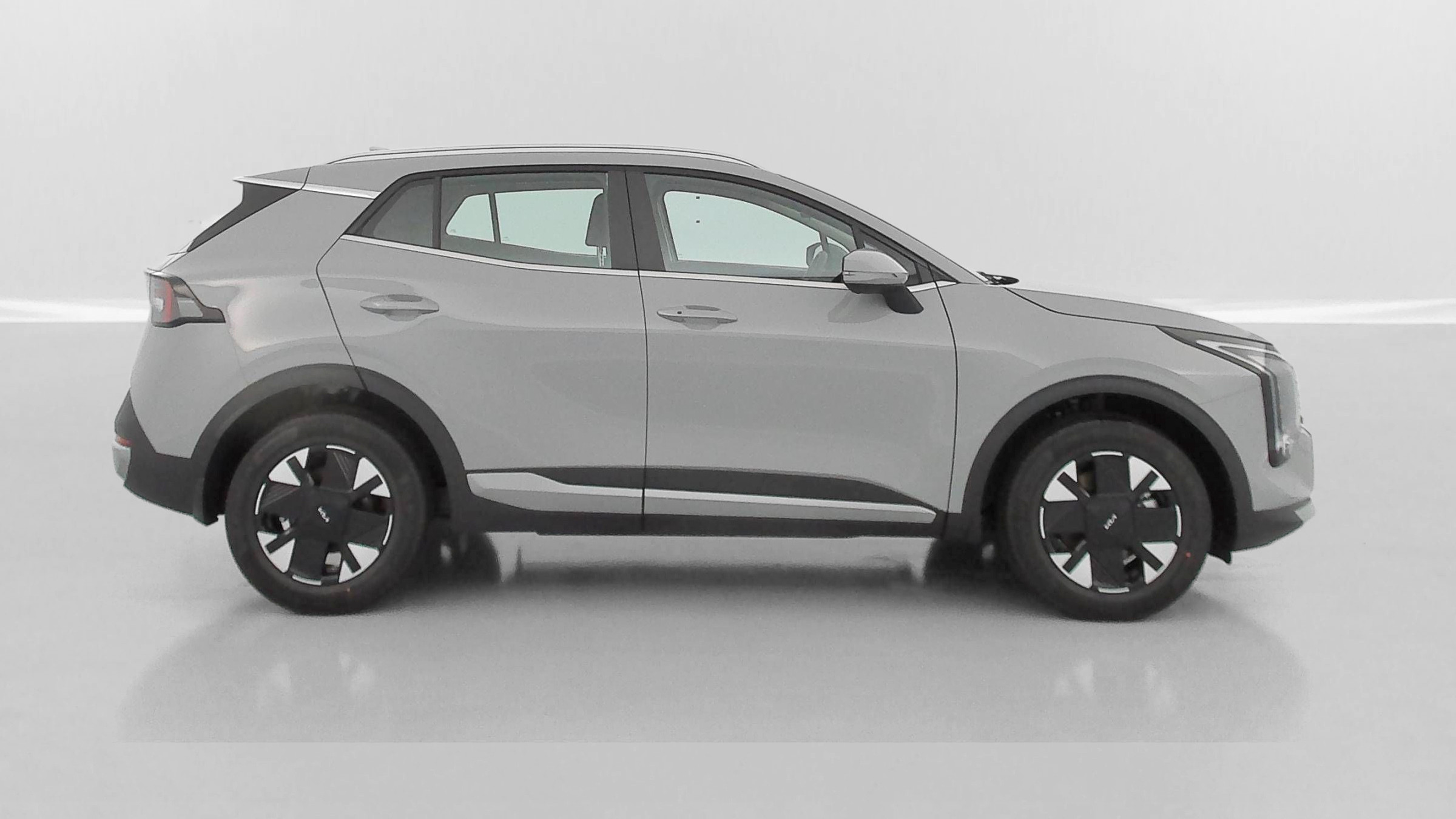 Vente en ligne Kia Sportage SPORTAGE V 1.6 T-GDi 239ch HEV Motion BVA6 au prix de 34 700 €