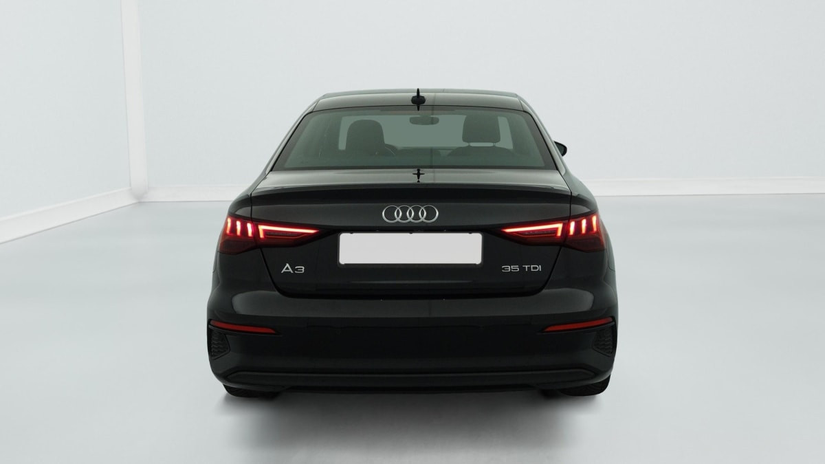 Vente en ligne Audi A3 35 TDI 150 S tronic 7 Business Executive au prix de 29 030 €