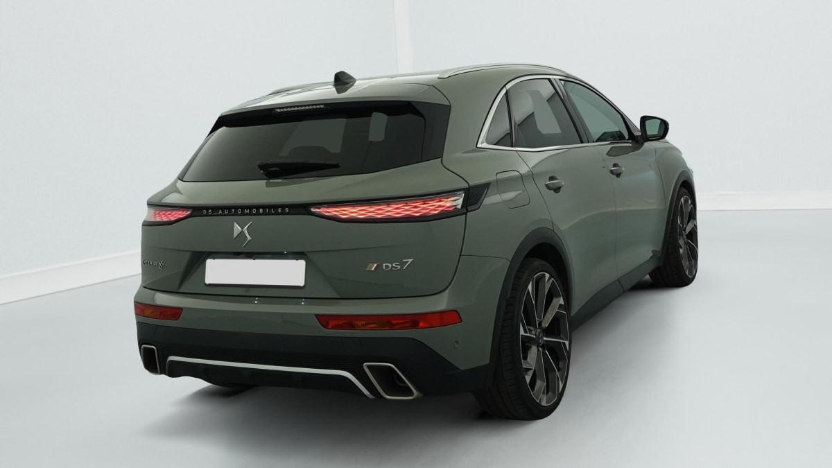 Vente en ligne Ds DS7 Crossback Hybride Rechargeable E-Tense 360 EAT8 4x4 Rivoli au prix de 40 460 €
