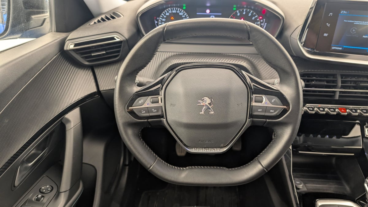 Vente en ligne Peugeot 2008 PureTech 130 S S BVM6 Allure Pack au prix de 16 150 €