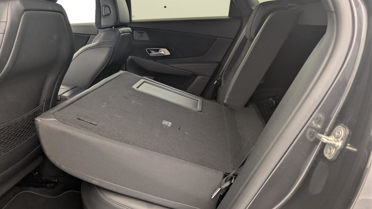 Vente en ligne Ds DS7 Crossback Hybride Rechargeable E-Tense 300 EAT8 4x4 Performance Line + au prix de 37 780 €