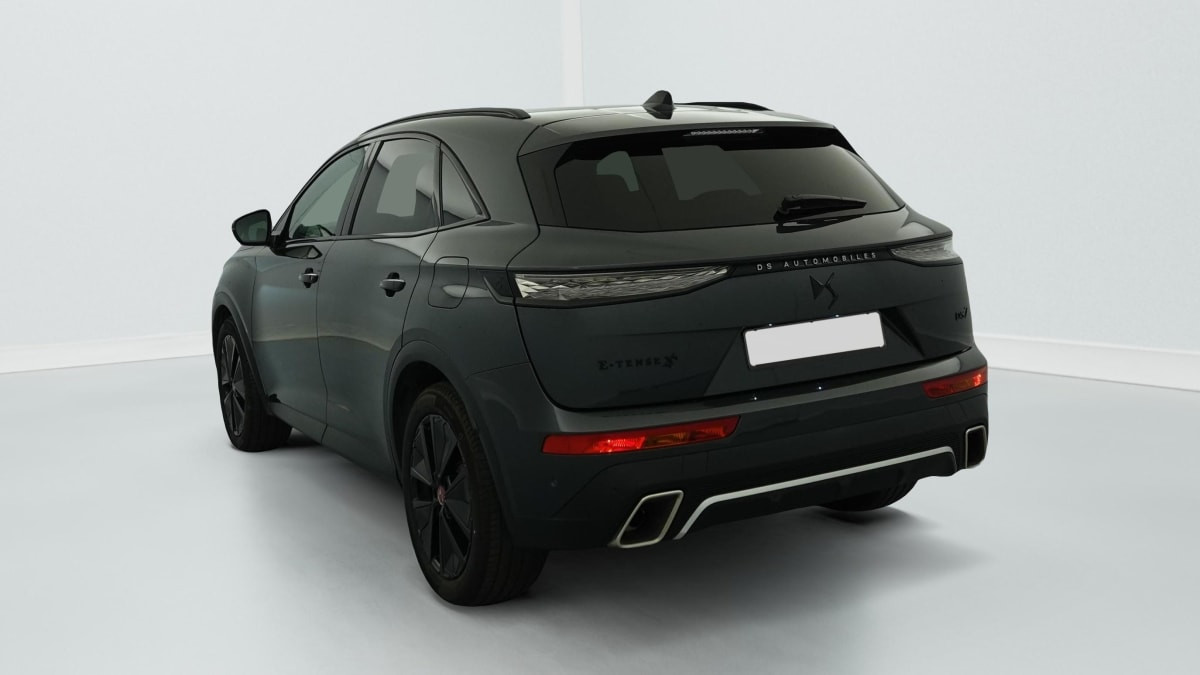 Vente en ligne Ds DS7 Crossback Hybride Rechargeable E-Tense 300 EAT8 4x4 Performance Line + au prix de 37 780 €