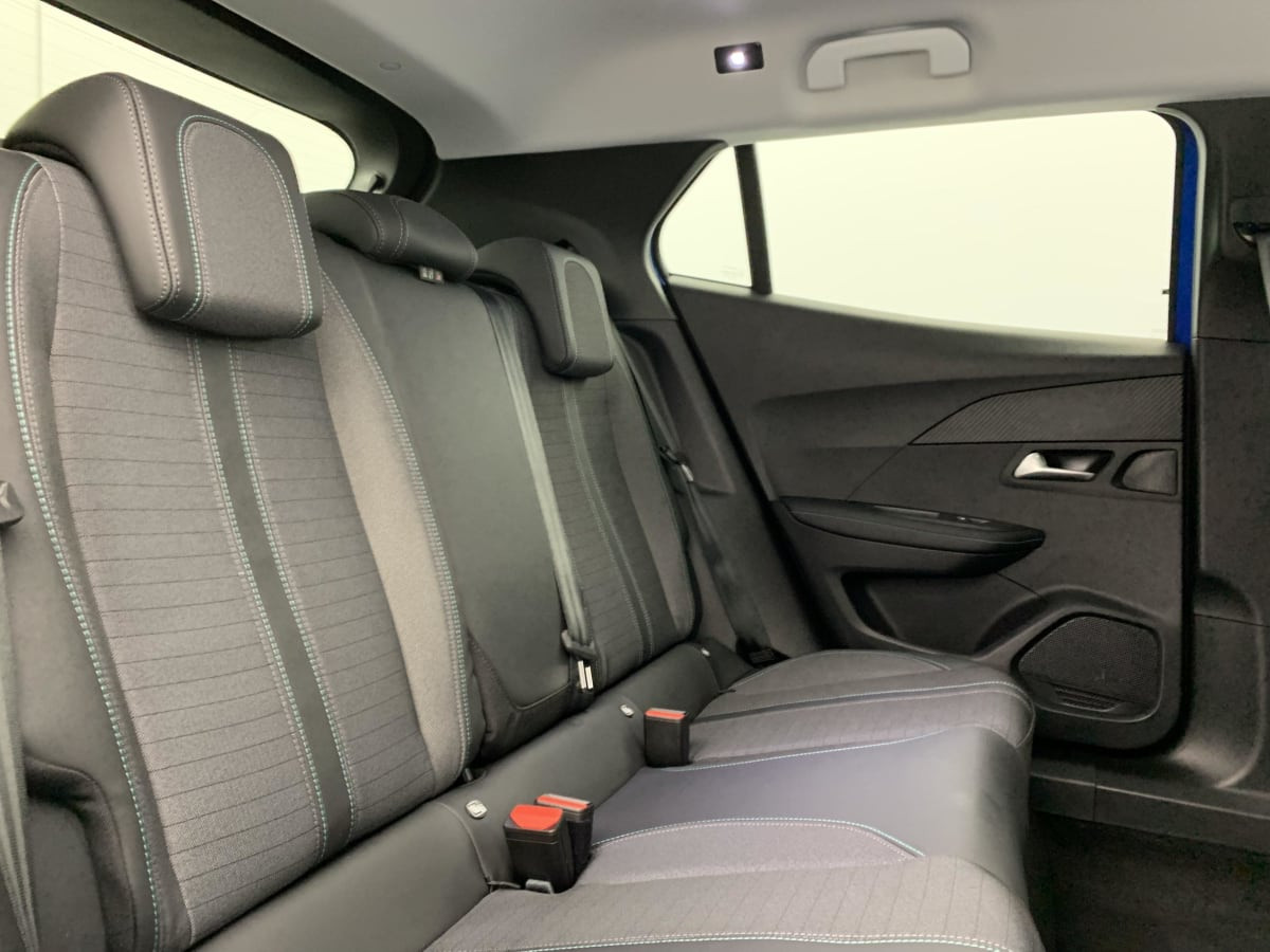 Vente en ligne Peugeot 2008 PureTech 130 S S BVM6 Allure Pack au prix de 16 150 €