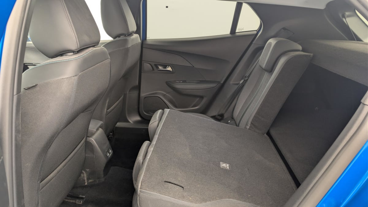 Vente en ligne Peugeot 2008 PureTech 130 S S BVM6 Allure Pack au prix de 16 150 €