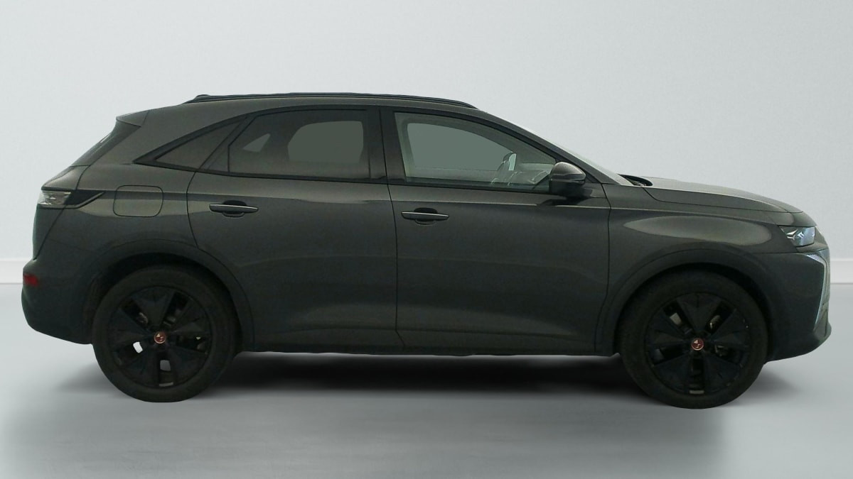 Vente en ligne Ds DS7 Crossback Hybride Rechargeable E-Tense 300 EAT8 4x4 Performance Line + au prix de 37 780 €